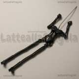 Corpo 3D bambolina in metallo smaltato nero 75x18mm