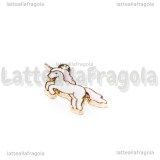 Charm Unicorno in metallo dorato smaltato criniera rosa 20x15mm