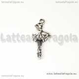 Ciondolo 3D ballerina in metallo argento antico 31x13mm