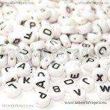 350 perle a gettone con lettere in acrilico bianco 7x3.5mm