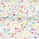 350 perle a gettone con lettere in acrilico colorato 7x3mm