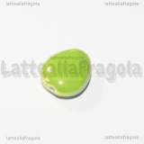 Goccia in Ceramica Verde Mela effetto perlato foro passante 16x12mm