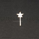 Charm Bacchetta Magica in rame dorato smaltato bianco 20x8mm