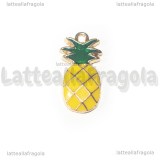 Charm Ananas in metallo dorato smaltato 23x12mm