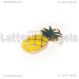 Charm Ananas in metallo dorato smaltato 23x12mm